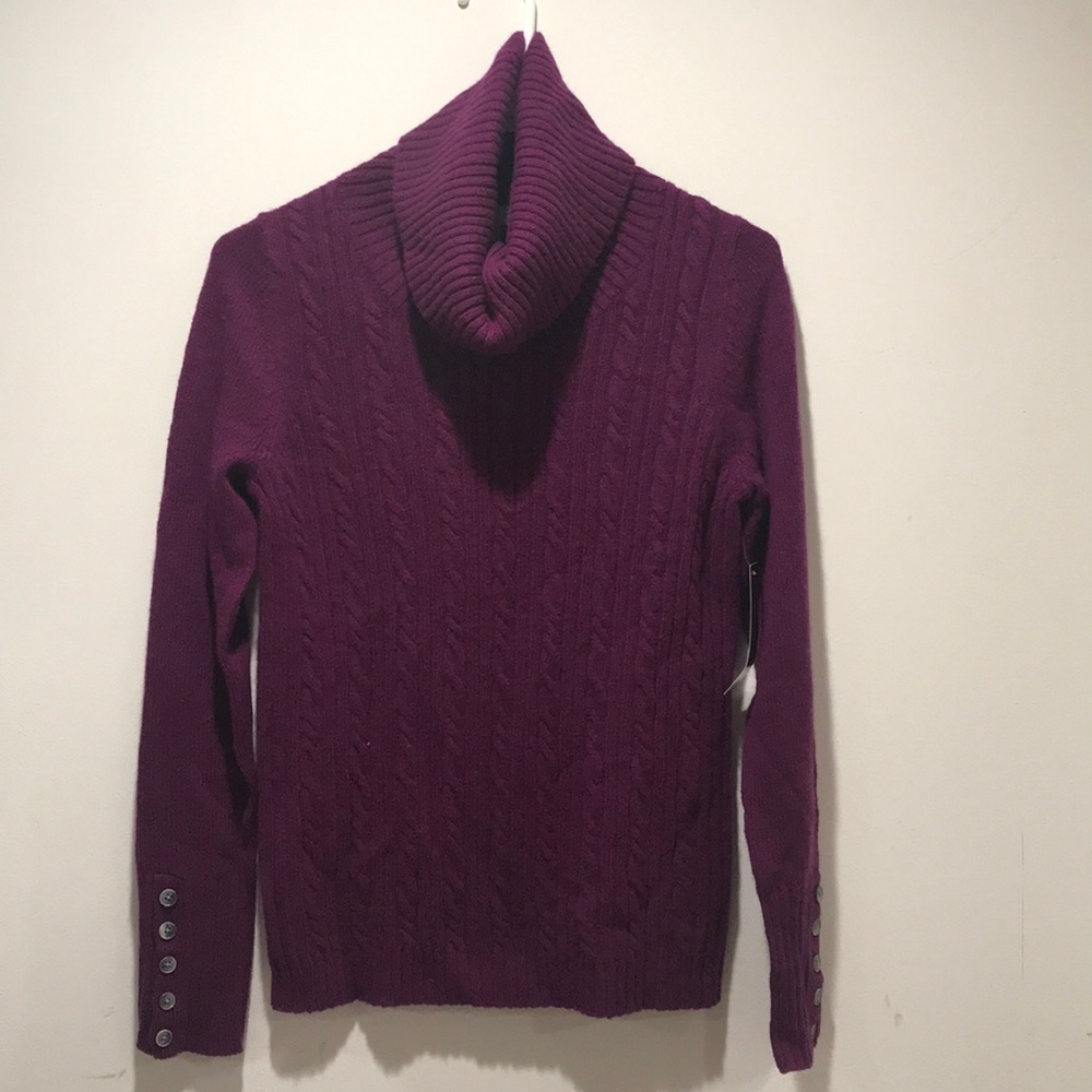 NWT Banana republic women’s cashmere sweater, S